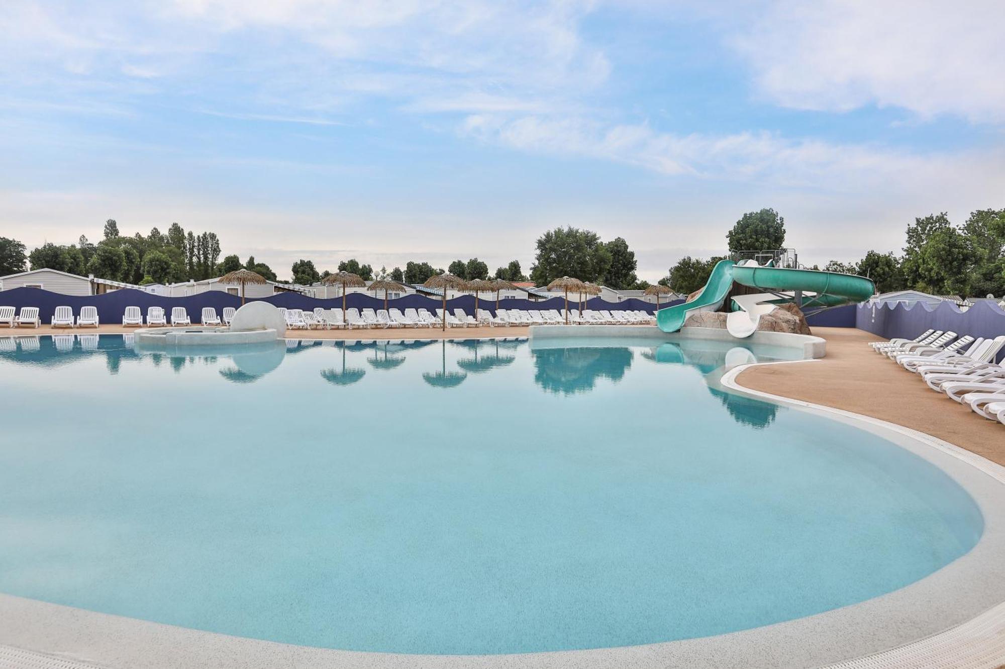 Camping Maeva Club L'Atlantique Hotell Angles  Exteriör bild